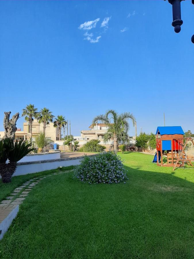Villa La Cuccuvascia pool house Alessano Exterior foto